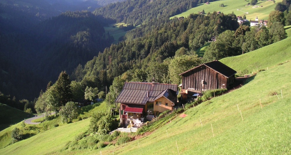 Stirnimann-Gemsch Aussenansicht Sommer