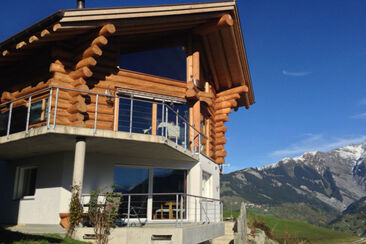 Ferienwohnung Canategia Vock - Ansicht Sommer