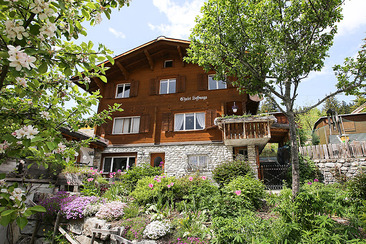 Selfranga Sommer aussen