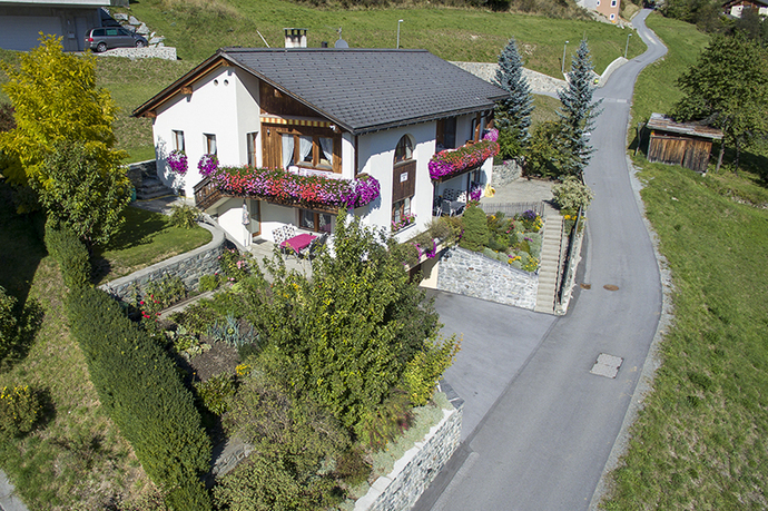 Aussenansicht West- und Südseite