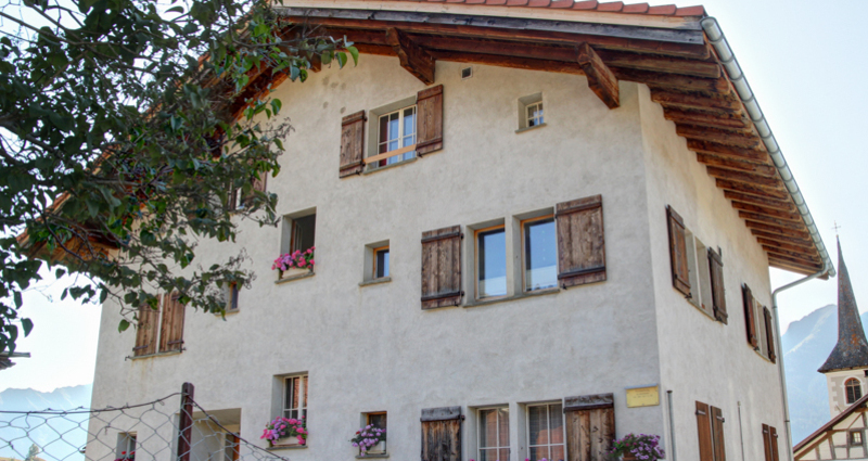 Ferienwohnung Rumein Cajochen - Ansicht Sommer