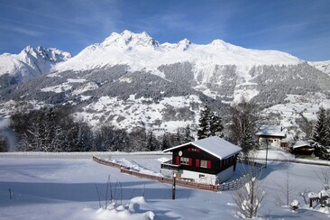 Ferienhaus Sunnegg - Ansicht Winter