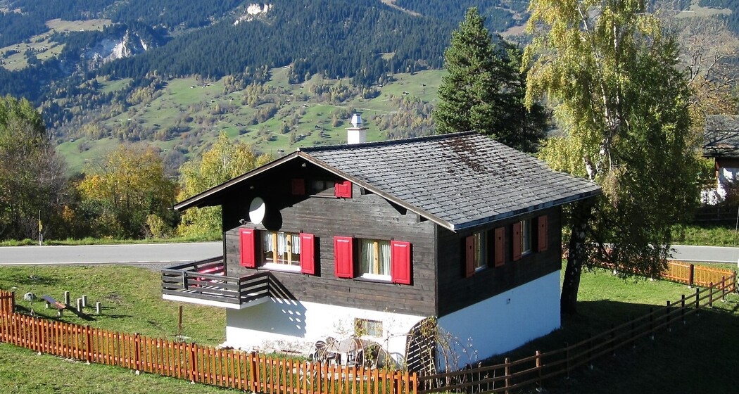 Ferienhaus Sunnegg - Ansicht Sommer