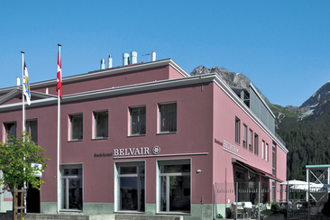 Aussenfassade Badehotel Belvair