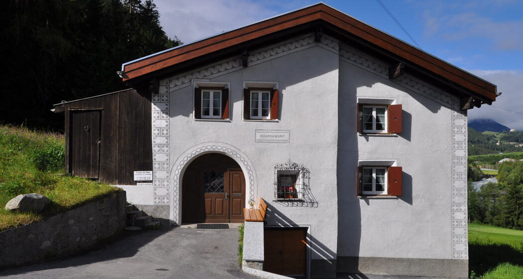 Frontseite des Hauses