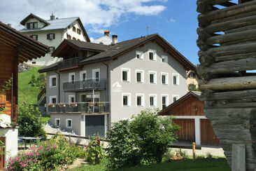 Casa Radieni Cadonau, Flond - Ansicht Sommer