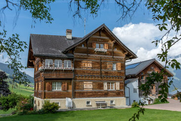 Haus Gyrgarta - Ansicht Sommer