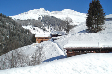 Aussenansicht Tola im Winter