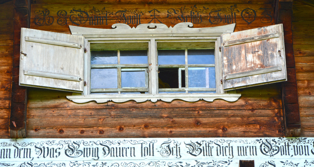 Casa Grischina Hausschrift