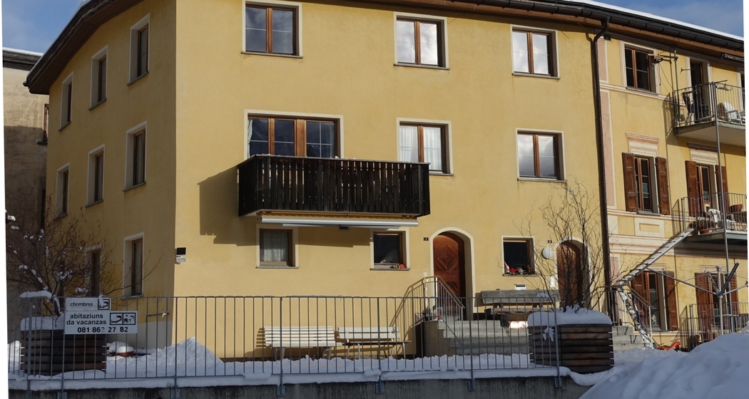 Stradun 10 2.5 Zimmer Parrterrewohnung mit Aussenparkplatz (tom_tds00020011141749319_image)