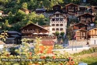 Nest- und Bietschhorn im Sommer