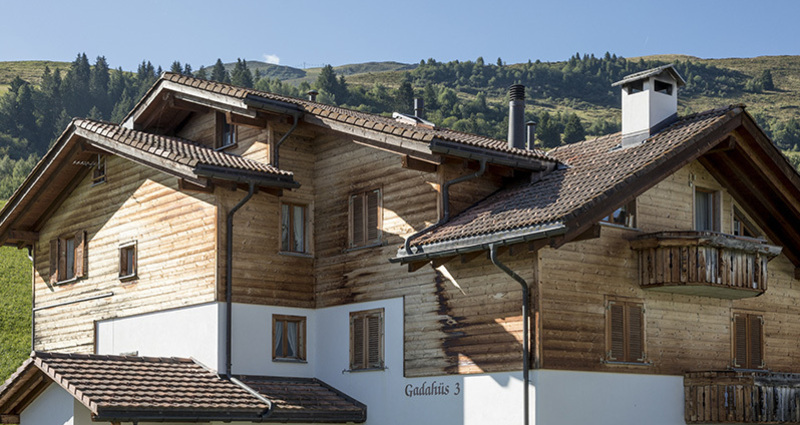 Ferienwohnung Gadahüs Trösch - Ansicht Sommer