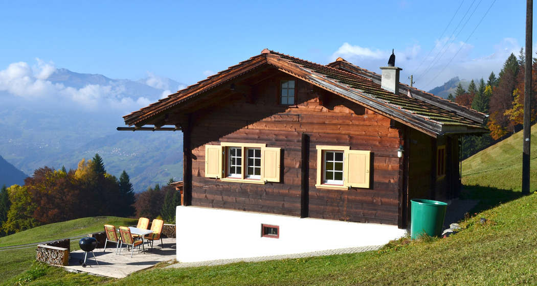 Maiensäss Plausi Aussenansicht im Sommer