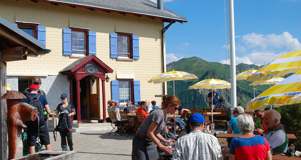 Terrasse Schesaplanahütte