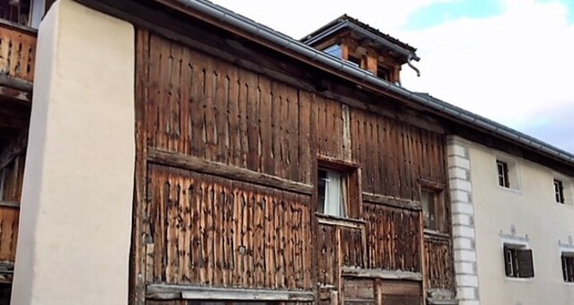 Aussenansicht im Sommer