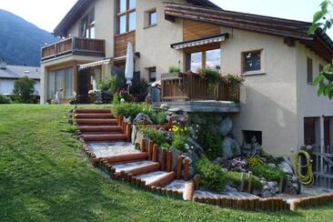 Vista esterna in estate