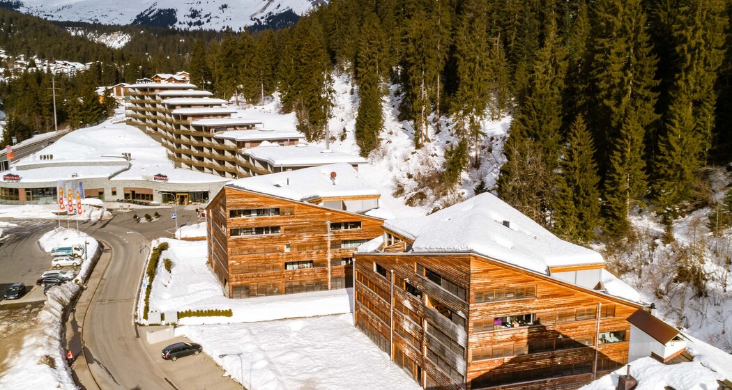 Einkaufsmöglichkeiten und Spa vor Ort