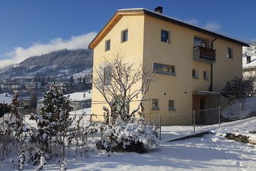 Hausansicht mit Eingang Ferienwohnung