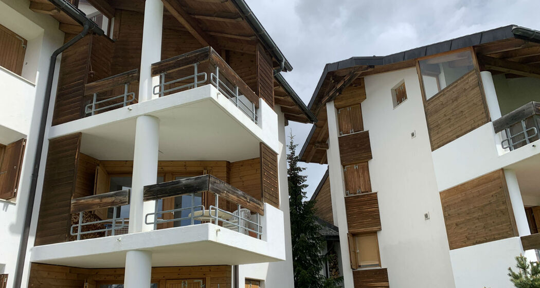 Ferienwohnung Sur Mulins Willmann - Ansicht Sommer