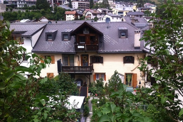 South view Chasa Brunold (side garden)