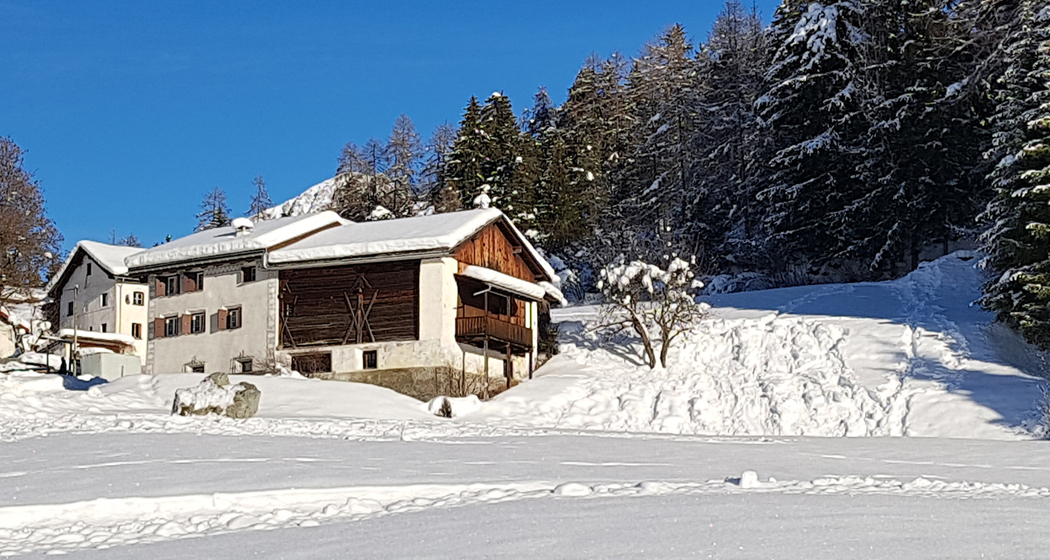 Haus Guardamunt im Winter