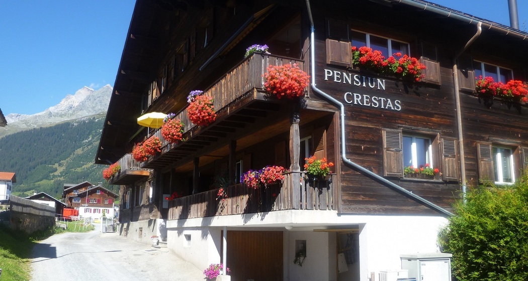 Ferienwohnung Crestas 55 - Ansicht Sommer