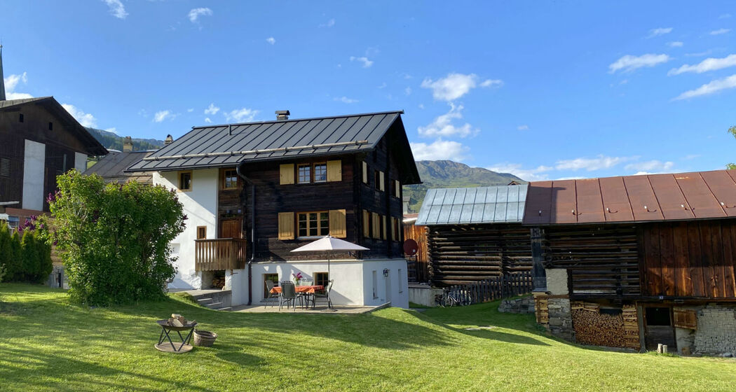 Ferienhaus Casa Madleina - Aussenansicht Süd