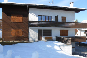 Ferienwohnung Crestahüs Seeberger - Ansicht Winter