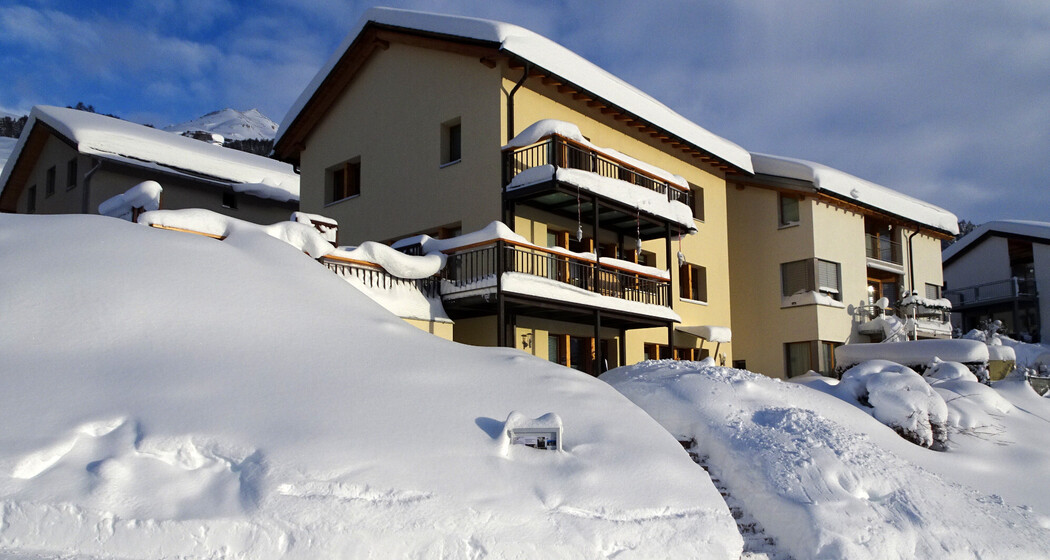 Sonnige Lage und Panoramasicht (Wohnung im Erdgeschoss)