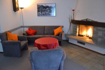 Wohnzimmer / Cheminée