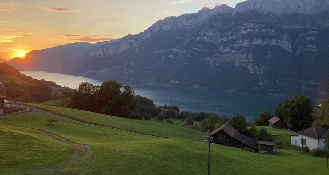 Bijouswiss - The Yellow House**** (tom_tds00020013077102959_image)