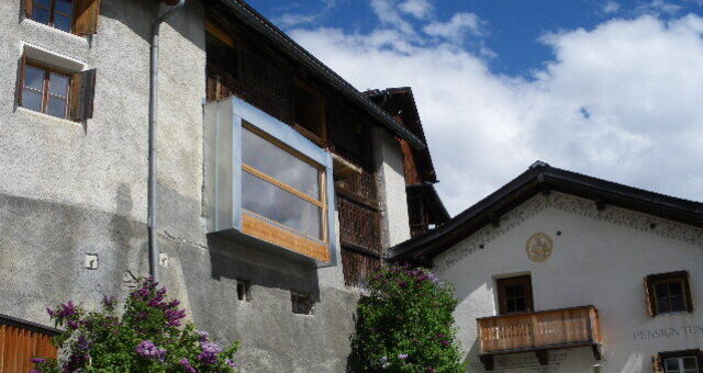 Haus auf dem Dorfplatz
