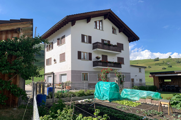 Ferienwohnung Quadra - Ansicht Sommer