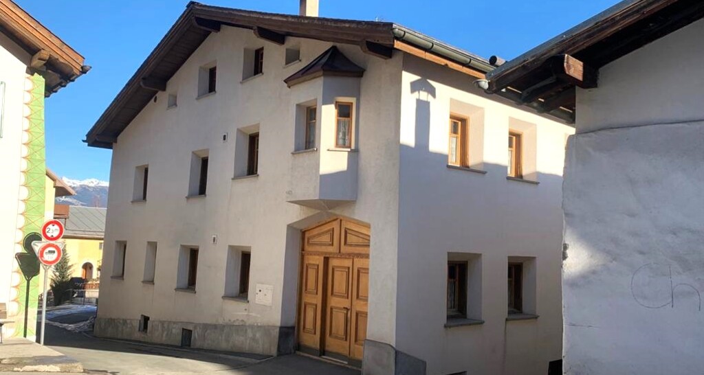 Unser Haus von der Dorfansicht an der Via Imperiala 2, in 7537 Müstair