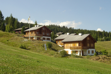 Aussenansicht (oberes Haus)