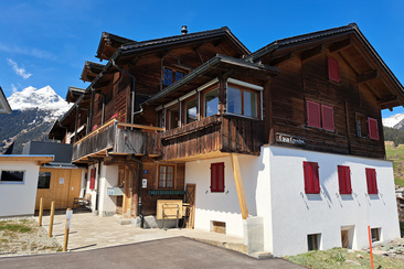 Ferienwohnung Crestas Calzaferri - Ansicht Sommer