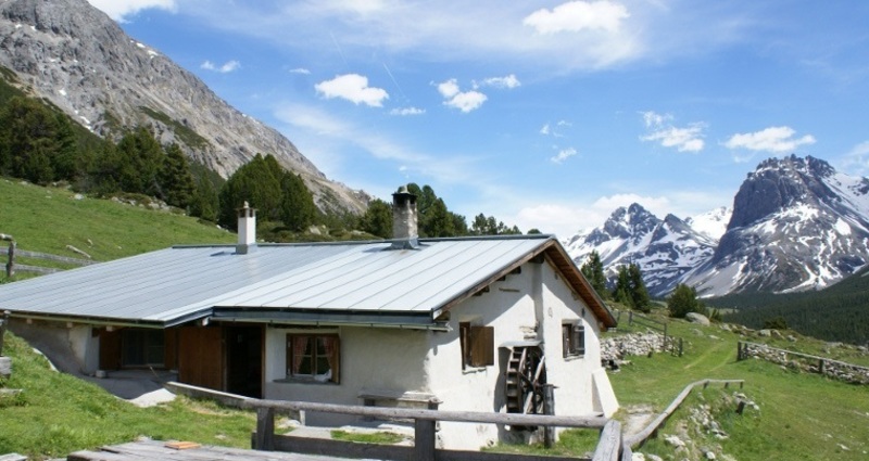 Alp Sprella aussen "Westseite"