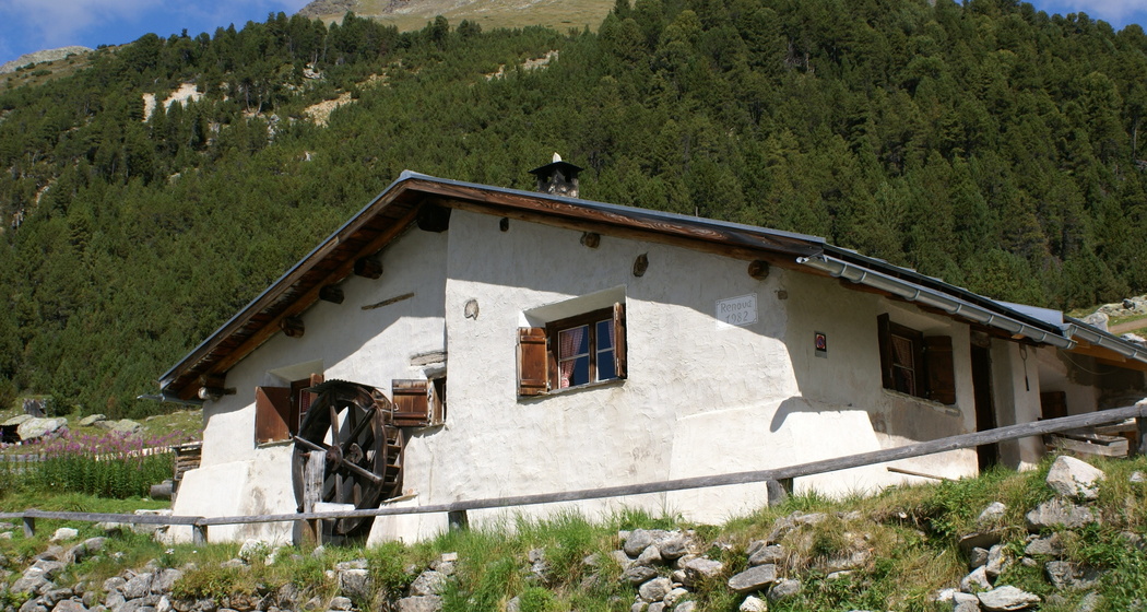 Alp Sprella aussen "Ostseite"