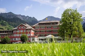 Hôtel Sternen Vue extérieure Été