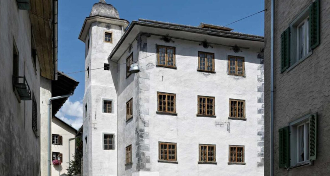 Ferienhaus Türalihus -Ansicht Sommer