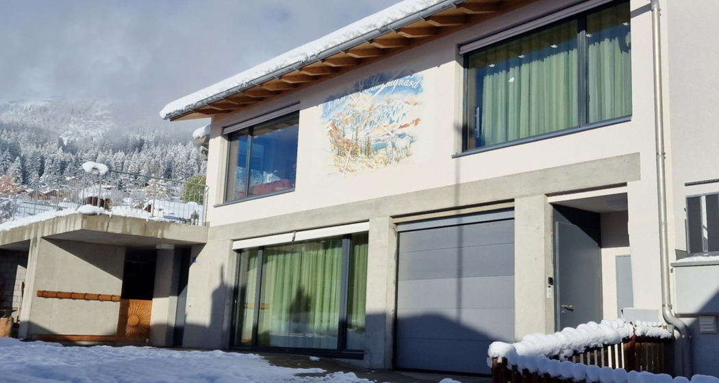 Ferienwohnung Bluevegn Brigels, Aussenansicht Winter