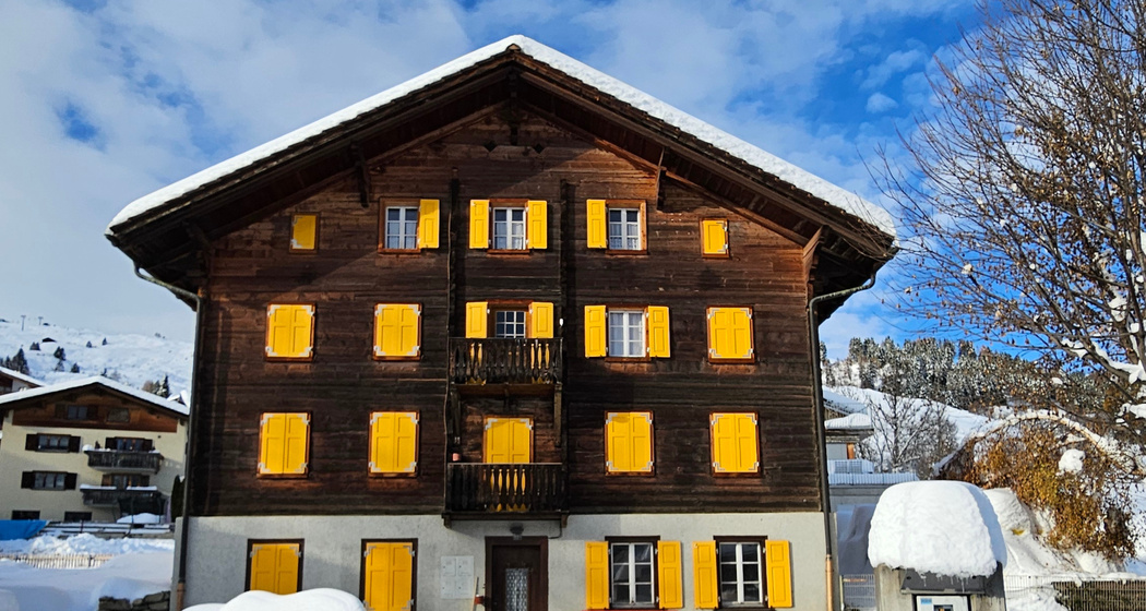 Ferienwohnung Gravas Caduff - Ansicht Winter