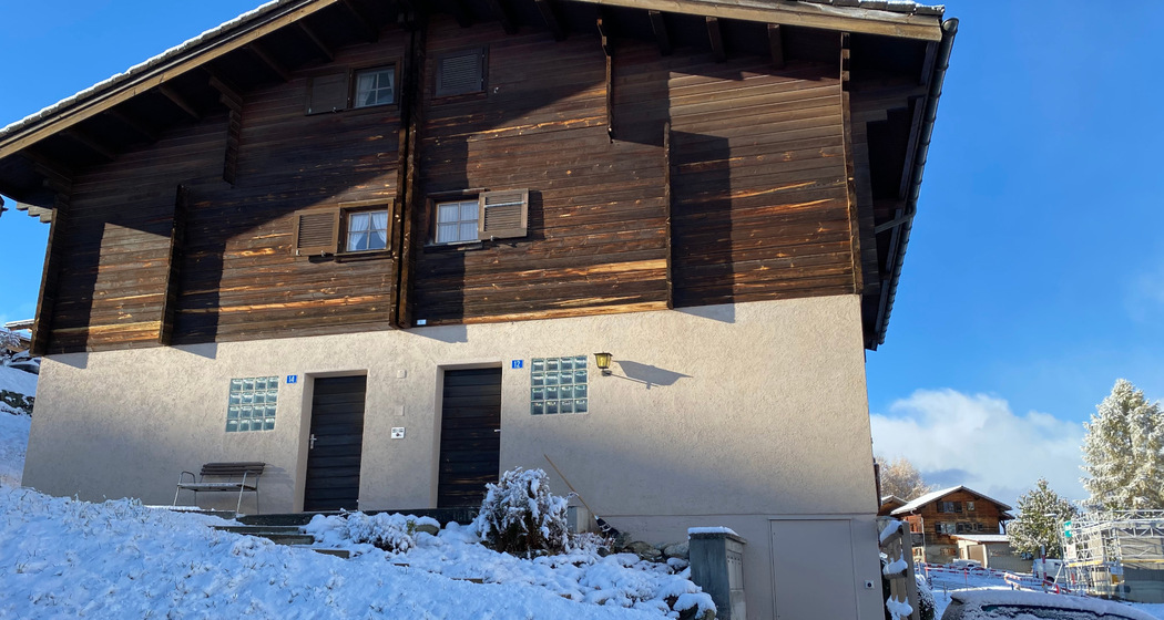 Ferienwohnung Markal, Obersaxen-Meierhof - Aussenansicht Winter