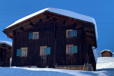 Ferienhaus Büel - Camana - Ansicht Winter