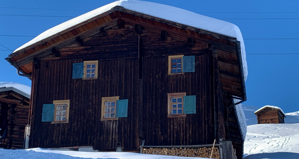 Ferienhaus Büel - Camana - Ansicht Winter