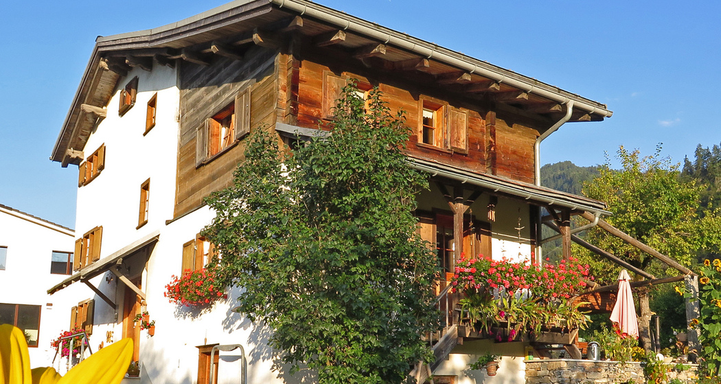 B&B Buchli - Ansicht Sommer