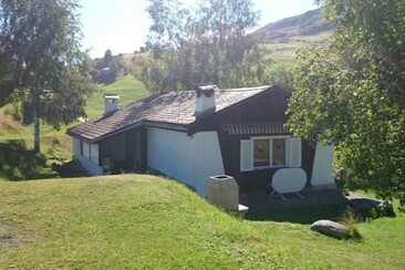 Ferienhaus La Collina - Ansicht Sommer