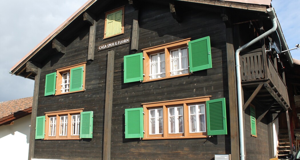 Ferienhaus Casa Sper il fuorn Zimmermann - Ansicht Sommer