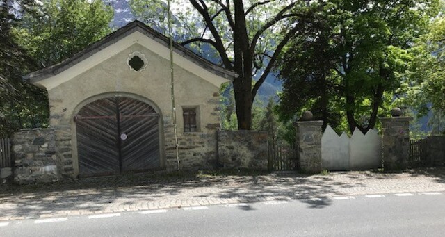 Treffpunkt - Eingang zum Parkin