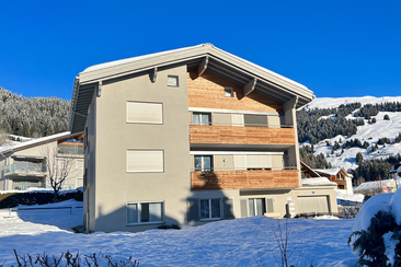 Ferienwohnung Casa Tgariel - Aussenfoto Winter